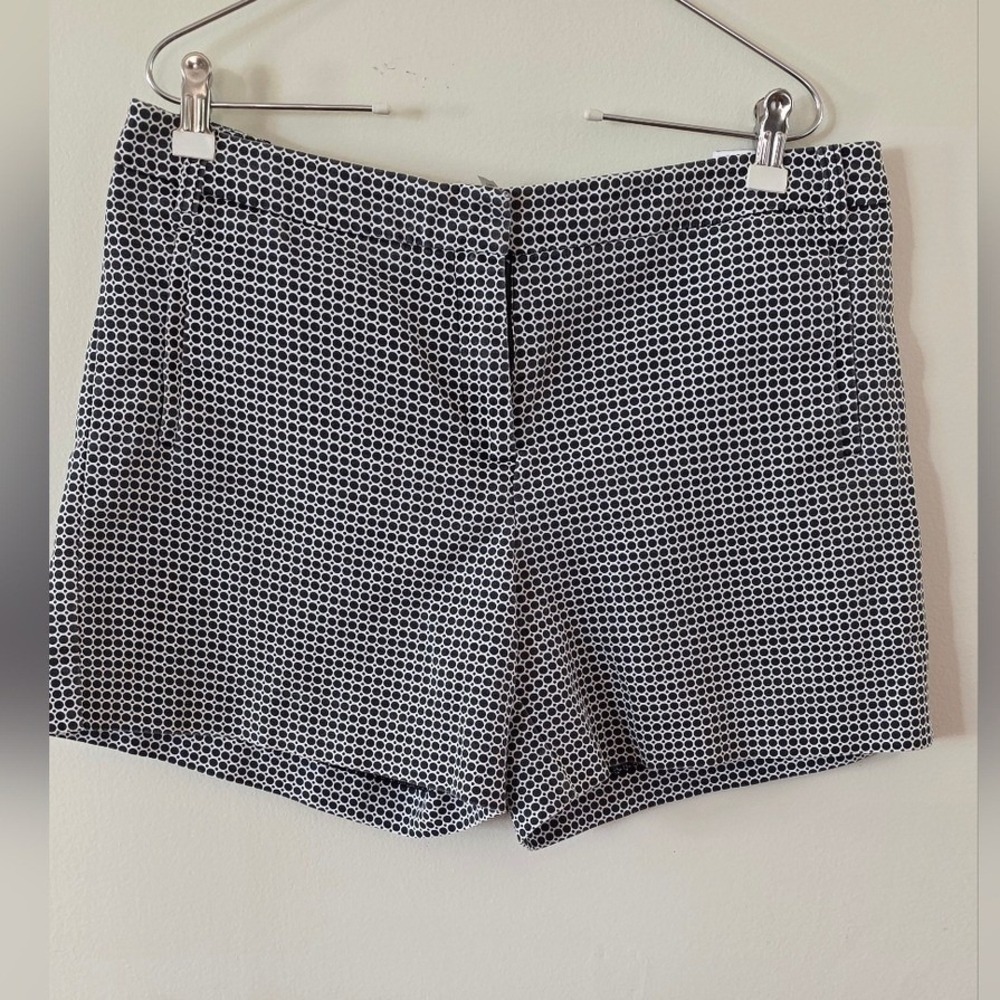 Anne Klein Black and White Geometric Print Shorts